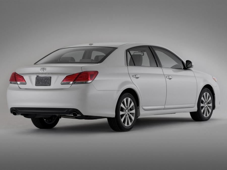  Toyota Avalon 2010 года  (фото 4 из 30)